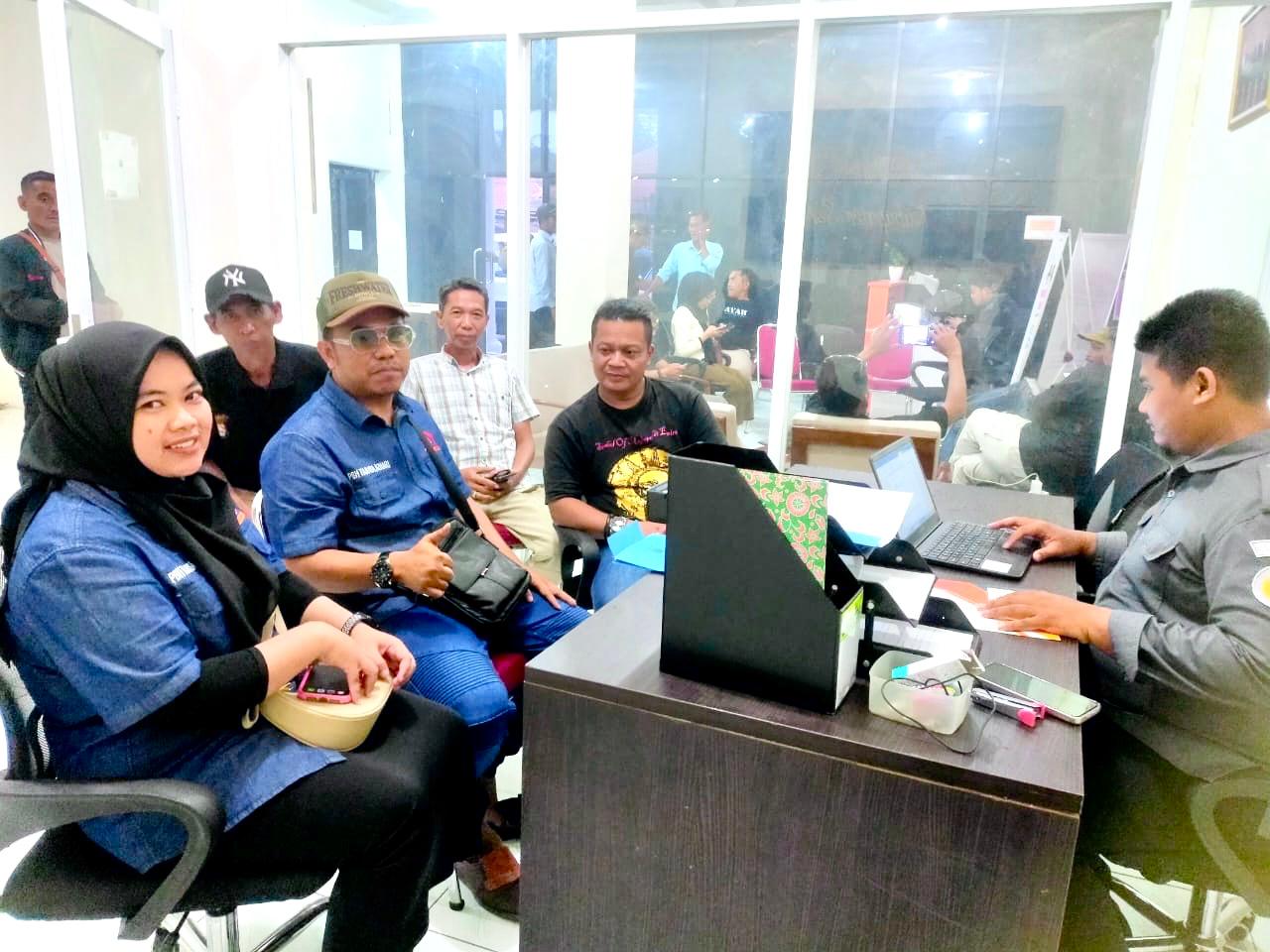 Kepala Desa Cikande Permai Dilaporkan ke Bawaslu, Diduga Memihak Salah Satu Calon Pilkada Kabupaten Serang