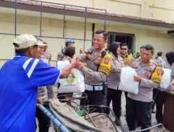 Syukuran HUT Lalu Lintas Bhayangkara ke-69, Polres Kediri Kota Gelar Pemotongan Tumpeng dan Bakti Sosial