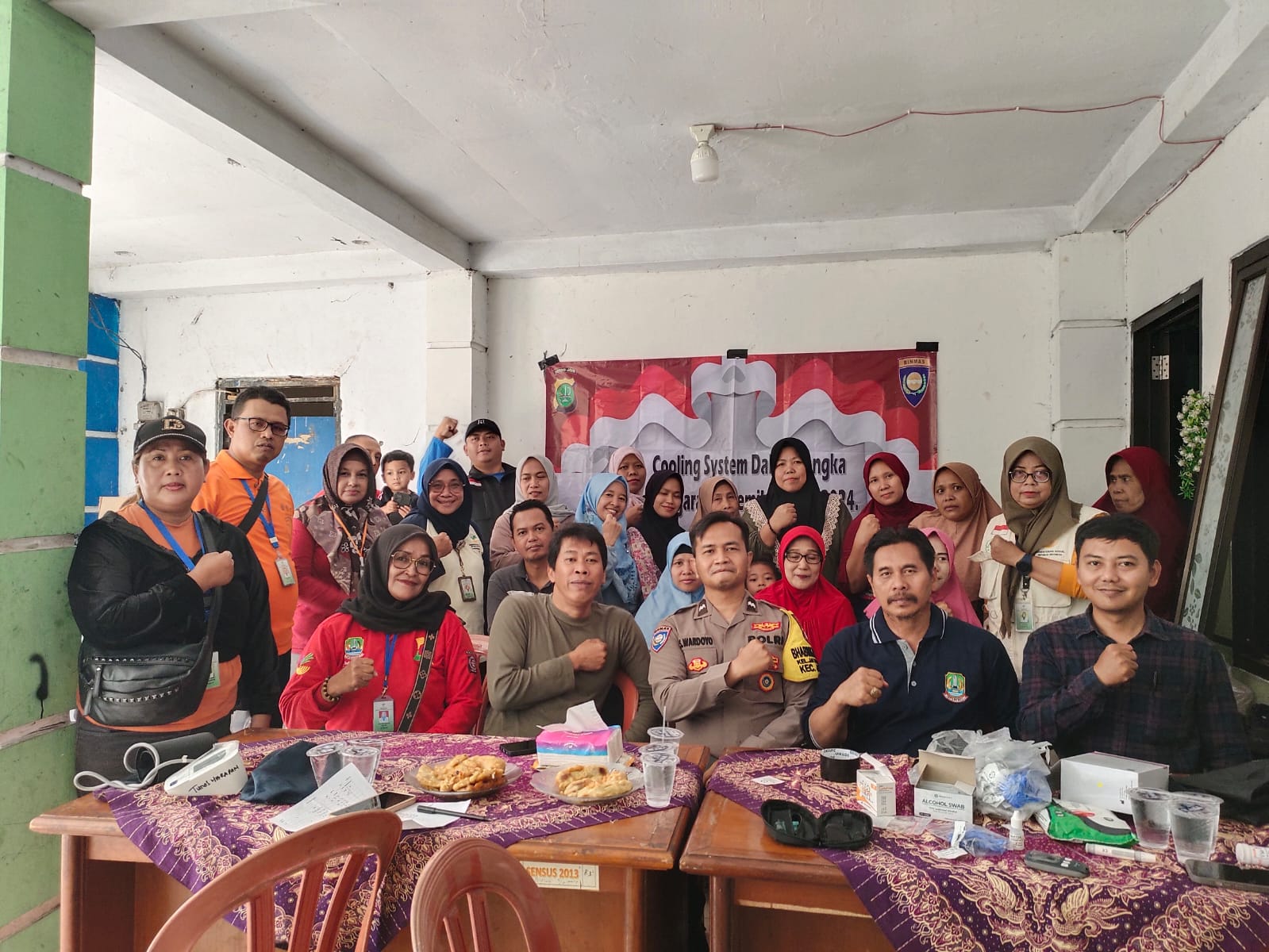Bhabinkamtibmas Jatikramat Gelar Cooling System untuk Pemilu Damai 2024