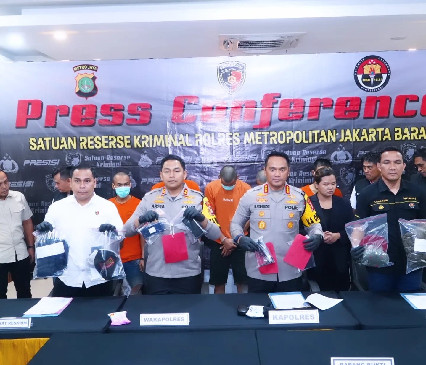 Bersenjata Airsoft Gun, Komplotan Begal Beraksi Di Kebon Jeruk Ditangkap Polisi
