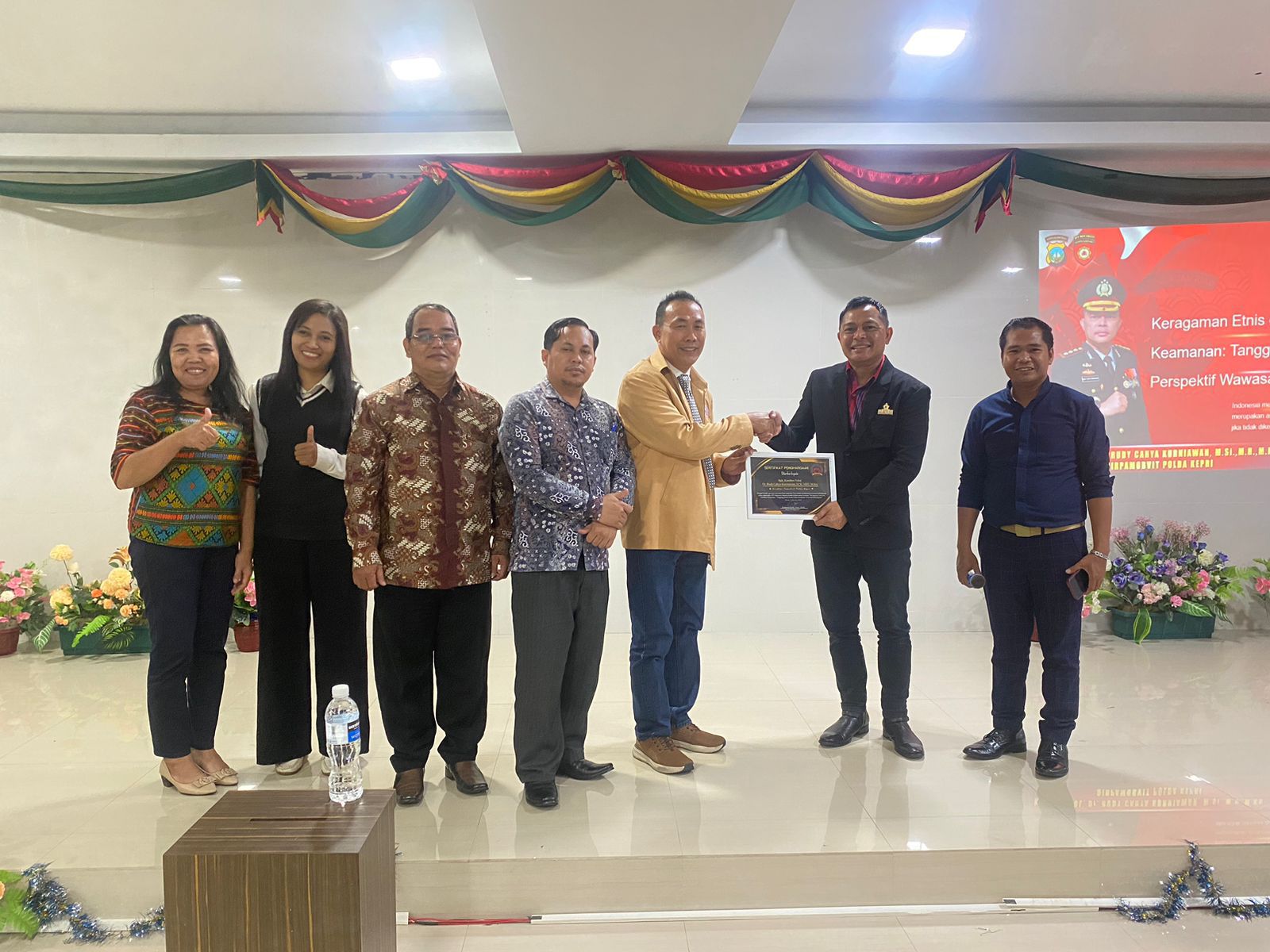 DIRPAMOBVIT POLDA KEPRI JADI PEMBICARA KULIAH UMUM DI SEKOLAH TINGGI TEOLOGI (STT) HUPERETES BATAM