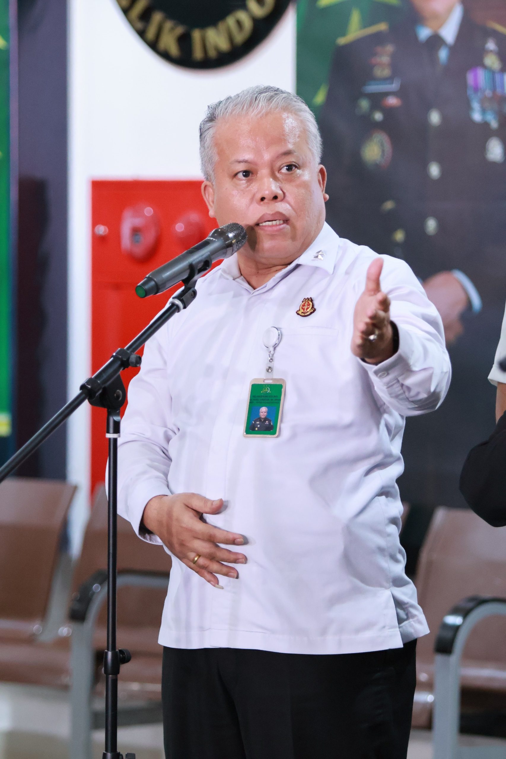 Penggeledahan dan Penetapan Tersangka: 3 Orang Hakim dan 1 Pengacara Terkait Suap dan/atau Gratifikasi