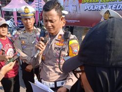 Polres Kediri Kota Tindak Ribuan Pelanggar Lalu Lintas Operasi Zebra Semeru 2024, Belasan Knalpot Brong Dimusnahkan