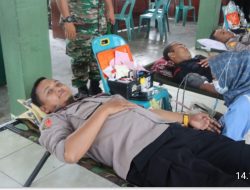 Personel Polres Aceh Timur Ikuti Donor Darah di HUT TNI Ke-79