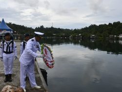 Peringati Hari Pahlawan, Lanal Simeulue Bersama Forkopimda Laksanakan Tabur Bunga