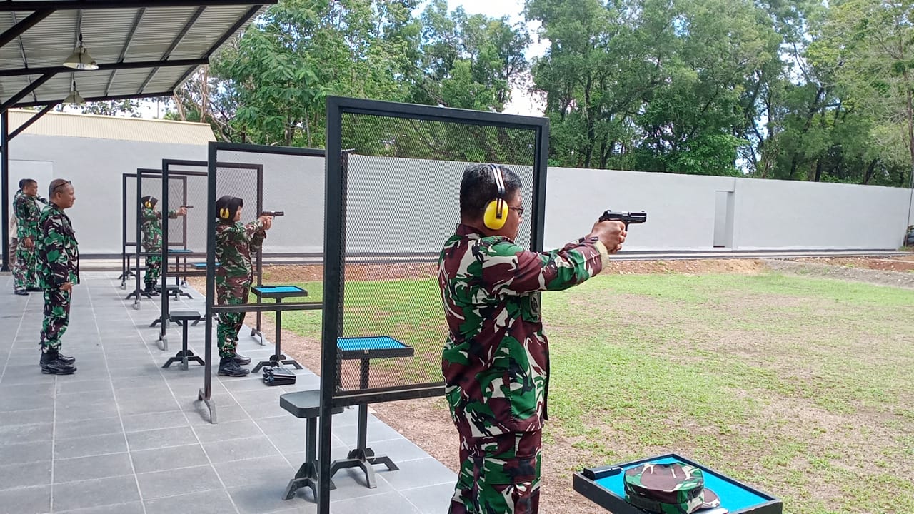 Pertajam dan Asah Kemampuan Prajurit, Satlinlamil 3 Laksanakan Latihan Menembak