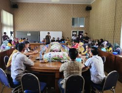 Pastikan Bersih Narkoba, Anggota DPRD Lampung Tengah di Tes Urine