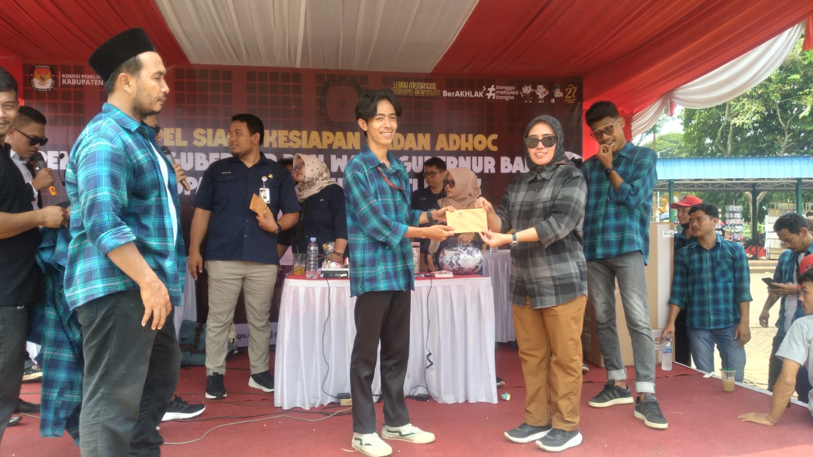 Ketua KPU Lebakb Persiapan Apel Siaga untuk Badan Adhoc Oleh KPU