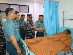 Satgas Patkor Malindo 166/24 Terima dan Evakuasi Nelayan WNI Korban Kapal Tenggelam di Perairan Selat Malaka