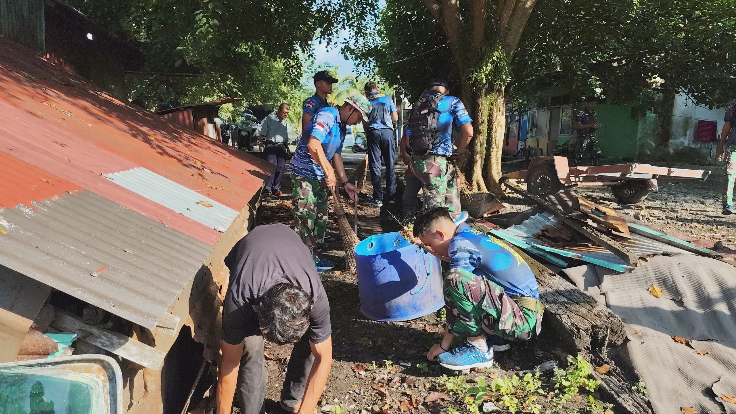 Sambut HUT Ke-79 Armada RI Tahun 2024, Lanal Sabang Laksanakan Giat Karya Bhakti Bersih-Bersih Pantai