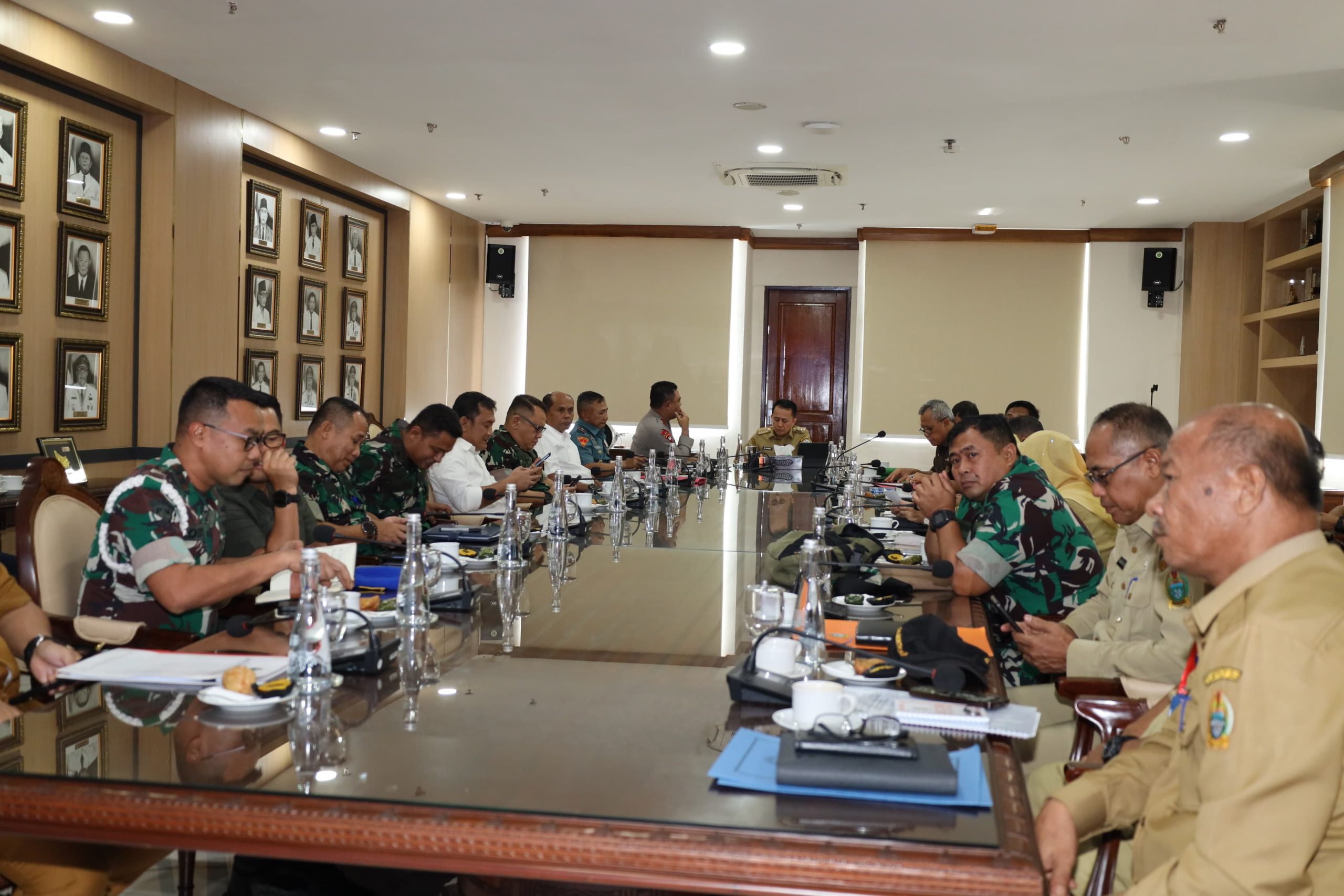 Komandan Lantamal I Hadiri Rakor Persiapan Pelaksanaan Pilkada Serentak di Provinsi Sumatera Utara Tahun 2024