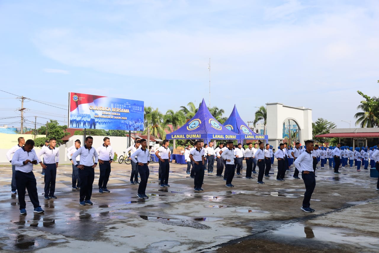 Semarakkan HUT Armada RI, Lanal Dumai Laksanakan Olahraga Bersama