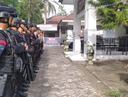 Rekapitulasi Penghitungan Suara Rampung, Polres Maros Kawal Logistik Pilkada ke KPU Sulsel