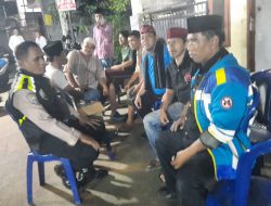 Bhabinkamtibmas Polsek Pondok Gede Hadir Berduka Cita, Berikan Dukungan Moral kepada Keluarga Warga yang Meninggal