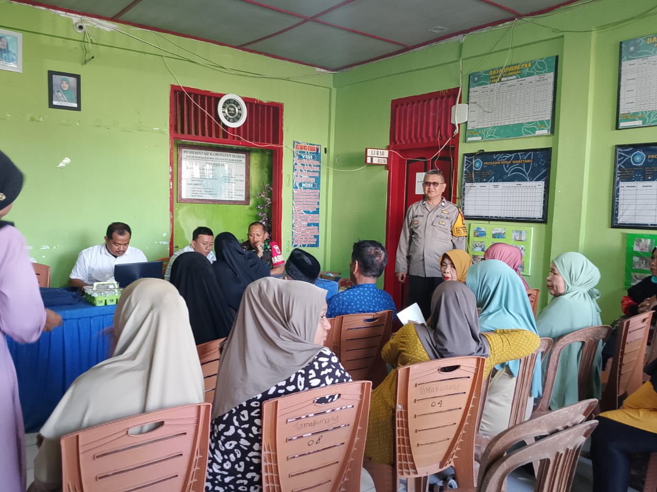 Berkat Campur Tangan Pemerintah Kelurahan Baju Bodoa, Sertifikat PTSL Tanah Milik Warga Lingkungan Kassikebo Sudah Terbit Dan  Mulai di Bagikan