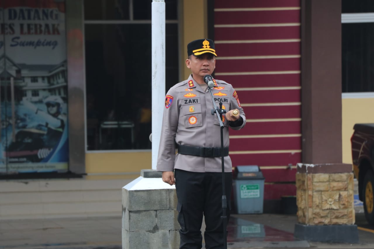Polres Lebak Gelar Upacara Tradisi Pembaretan Bintara Remaja Angkatan 52 Sat Samapta