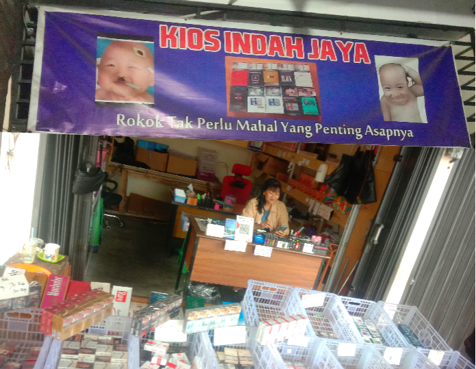 Kios Indah Jaya Jual Rokok Ilegal Terang-Terangan, Polsek Tanjungpinang Timur Diduga Tutup Mata dan Sengaja Membiarkan !