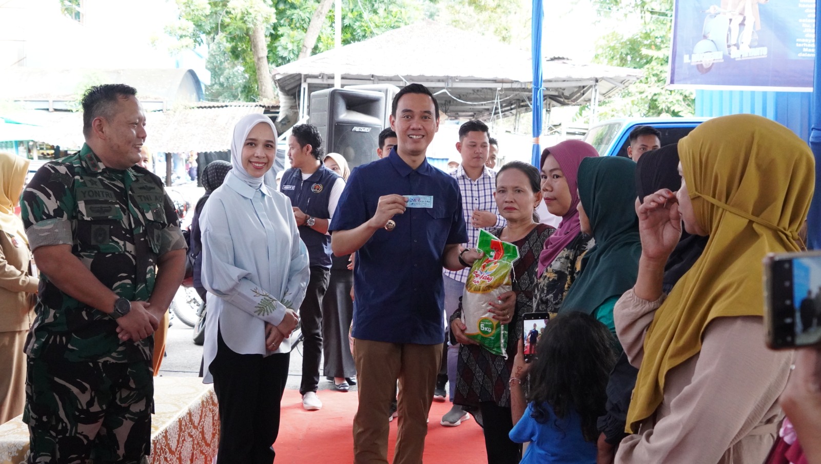 Pasar Murah Pemkab OKI Bantu Masyarakat Penuhi Kebutuhan Pokok selama Ramadan