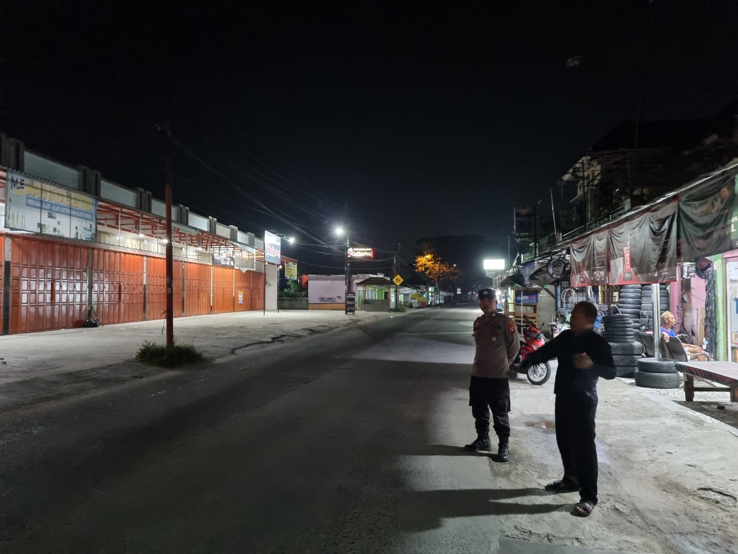 Anggota Polsek Rangkasbitung Polres Lebak Rutin Patroli Mobile, Antisipasi Perang Sarung Jelang Sahur