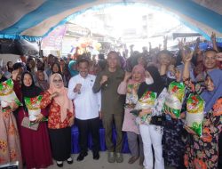 Pemkab OKI  Hadirkan Pasar Murah, Telur dan Minyak Goreng Diserbu Warga,