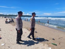 Pospam Idul Fitri 2025 Wisata Sawarna Polsek Bayah Polres Lebak Gelar Patroli Dialogis Dilokasi Objek Wisata