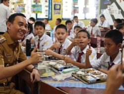 MBG di OKI Dimulai, Dorong Pertumbuhan Ekonomi Lokal