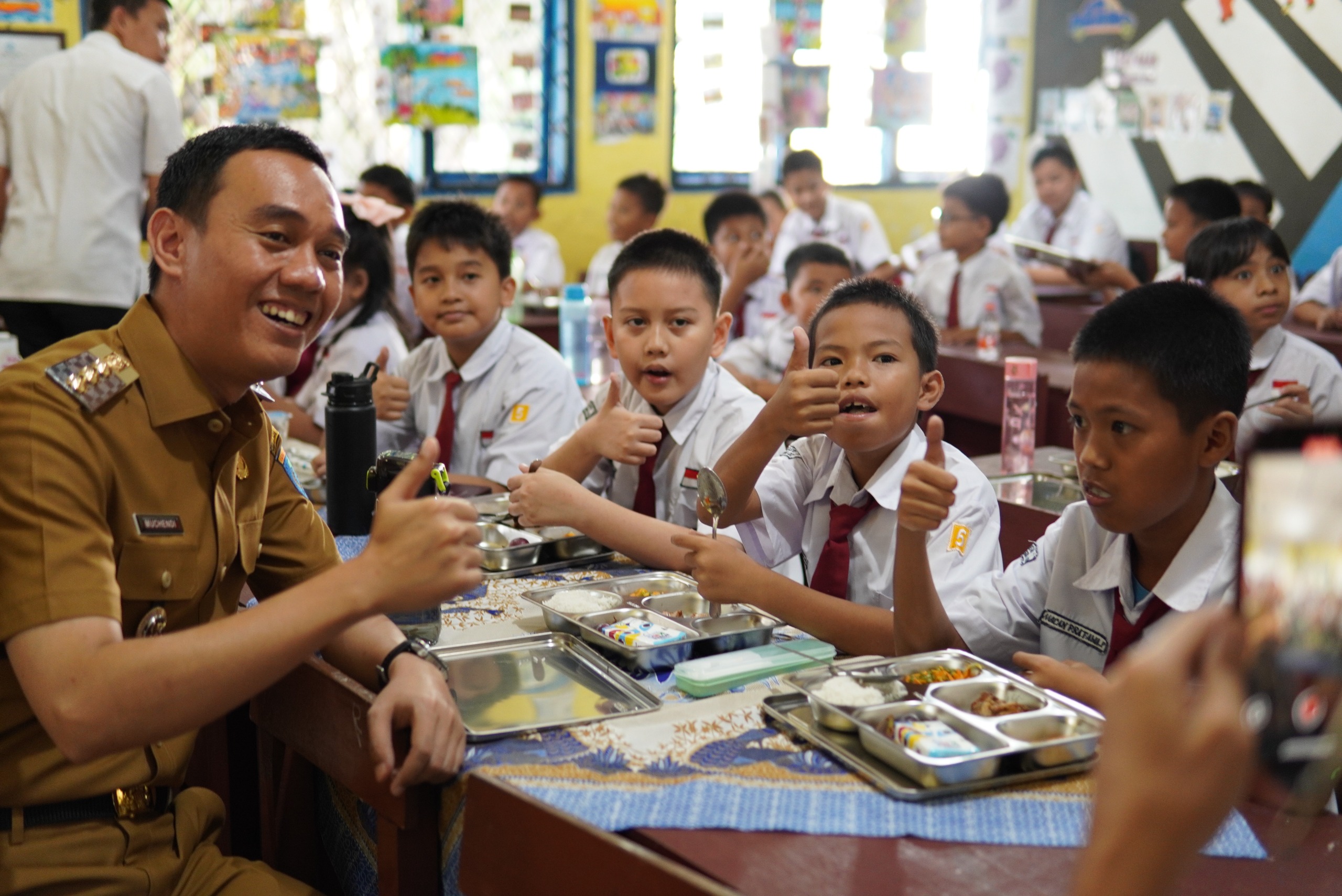 MBG di OKI Dimulai, Dorong Pertumbuhan Ekonomi Lokal