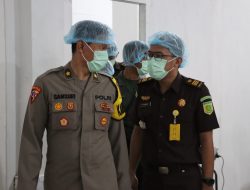 Kabag Ops Polres Tanggamus Hadiri Penyaluran Perdana MBG di SMAN 2 Kota Agung