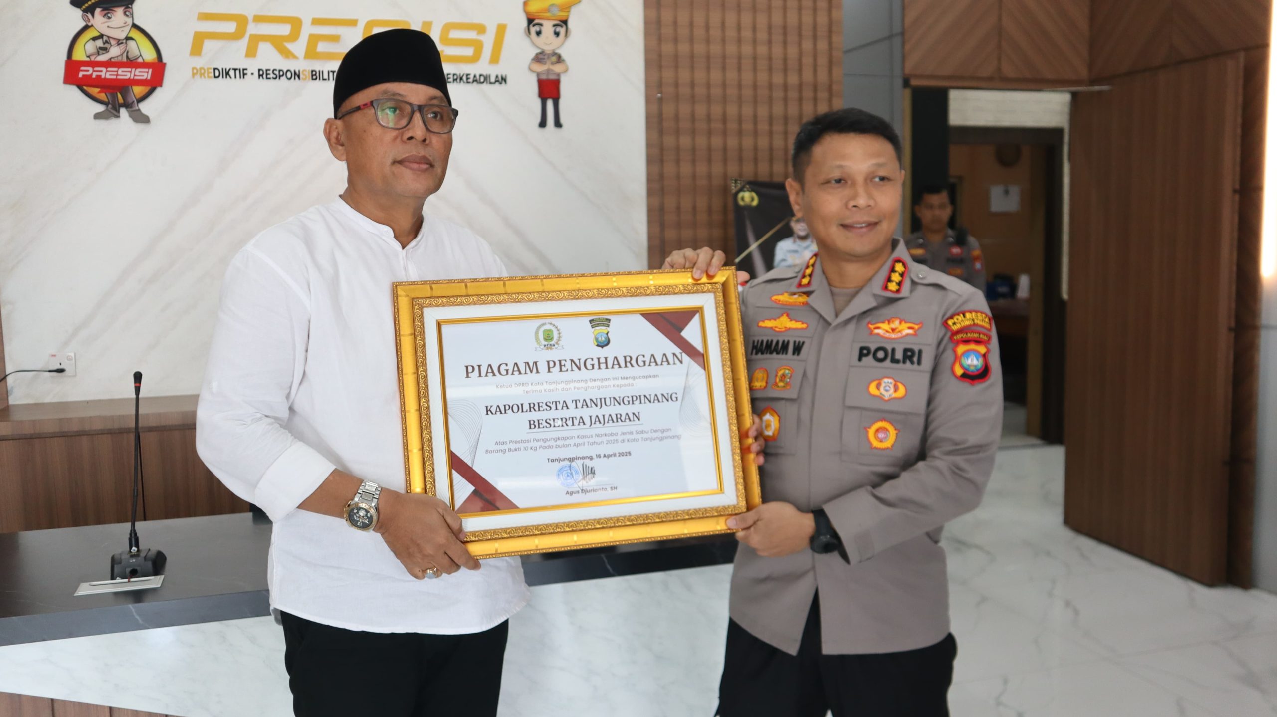 Pukulan Telak ke Bandar Narkoba, Polresta Tanjungpinang Tuai Penghargaan DPRD