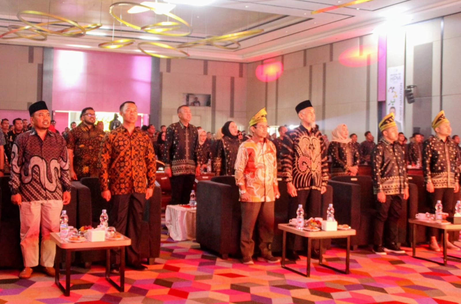 Jalin Sinergi Bersama Pengusaha Muda Untuk Membangun Riau Menjadi Lebih Maju, Danlanal Dumai Hadiri Musda XIII HIPMI