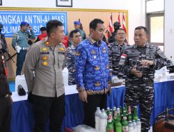 Tim Fleet One Quick Response (F1QR) Lanal Nias Berhasil Menangkap Dua Kapal Illegal Fishing Menggunakan Bahan Peledak