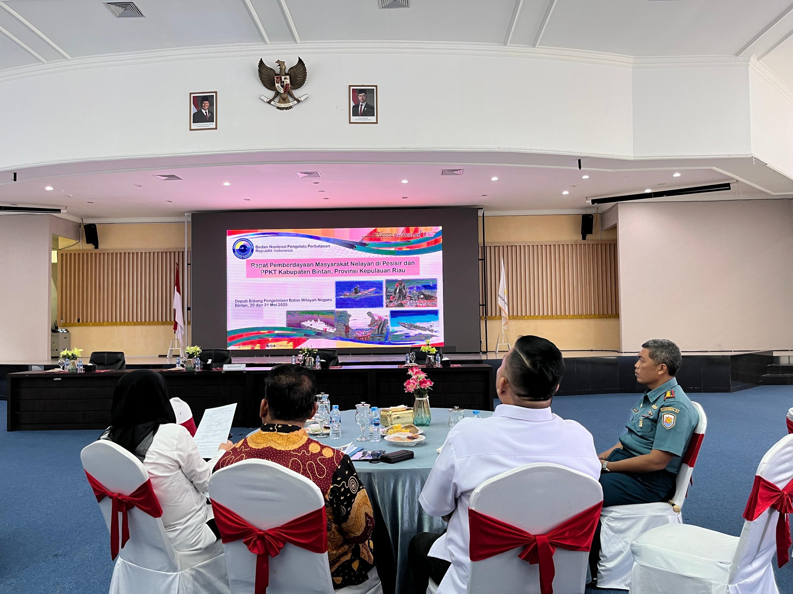 Danlanal Bintan Hadiri Acara Pemberdayaan Masyarakat Nelayan di Pulau Kecil Terluar