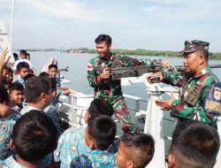 Kenalkan Dunia Kemaritiman Sejak Usia Dini, Lantamal I Terima Kunjungan Siswa SD Hang Tuah Ke KRI Torani-860