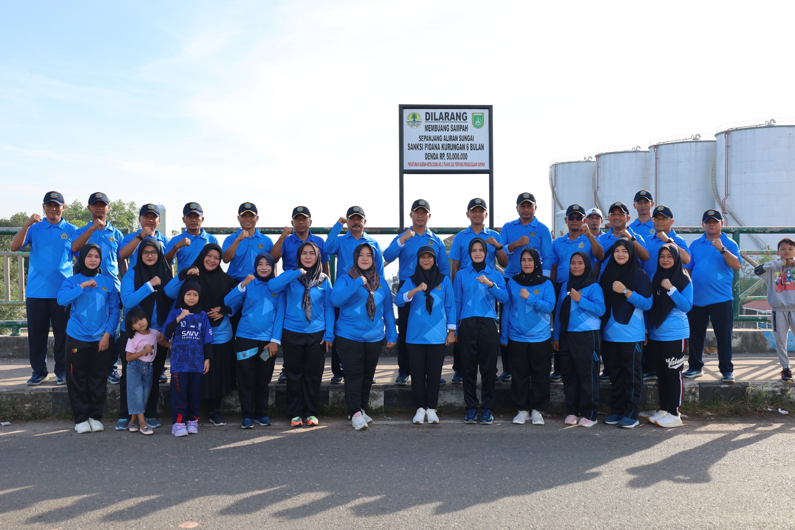 Jaga Kesehatan dan Kebugaran Fisik, Danlanal Dumai Laksanakan Olahraga Bersama Keluarga Besar Denpomal Lanal Dumai