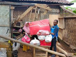 Gerak Capat Dinsos Lebak Salurkan Bantuan Kapada Ibu Jani