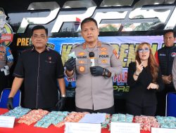 Selamatkan 15.000 Jiwa Anak Bangsa : Polres Metro Bekasi Kota Bongkar Jaringan Narkoba Bekasi-Bogor-Depok, 14 Ribu Butir Ekstasi Disita