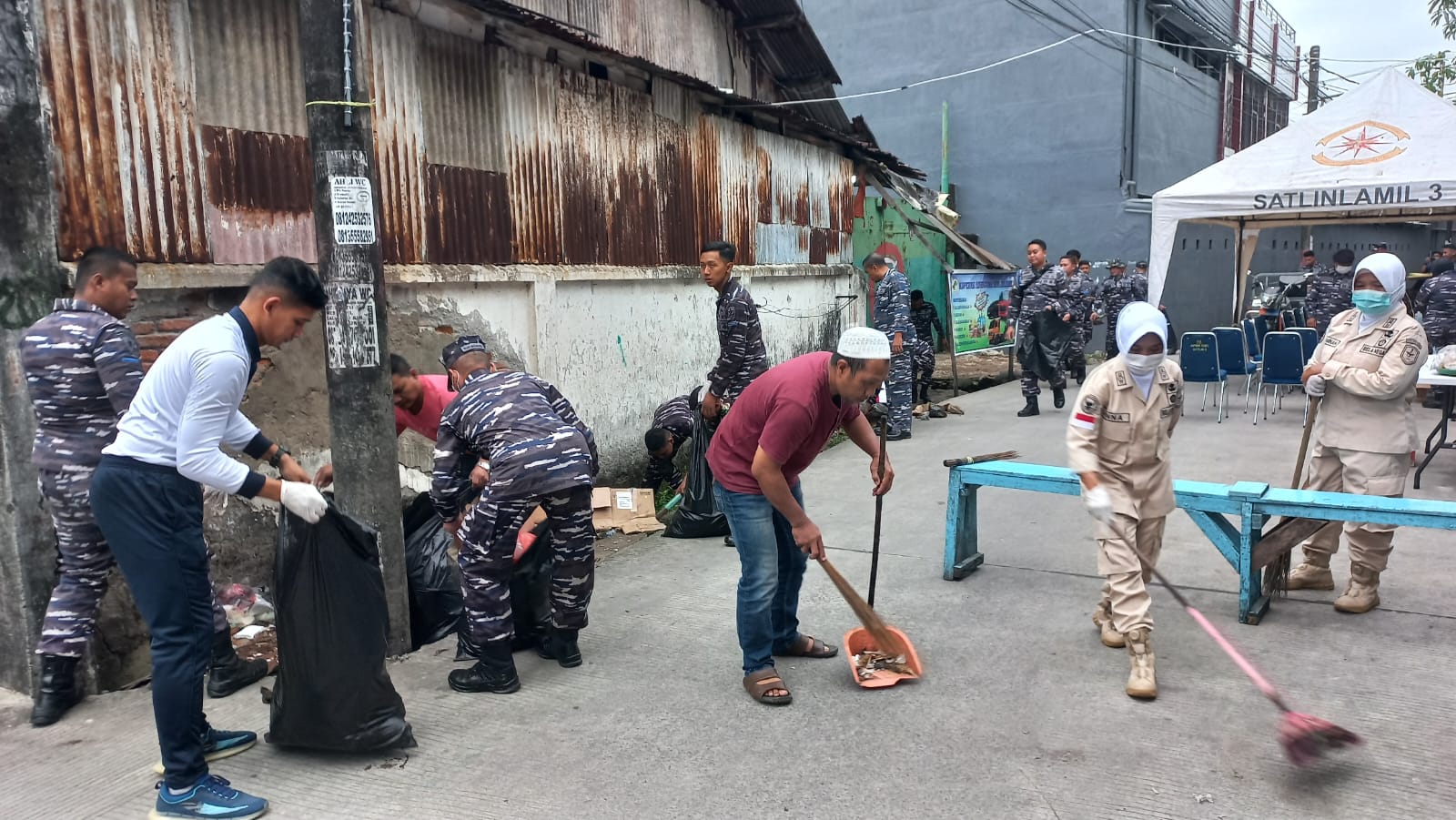 Jelang HUT Ke-64 Kolinlamil, Satlinlamil 3 Gelar Bakti Sosial dan Bakti Kesehatan Bersama Masyarakat
