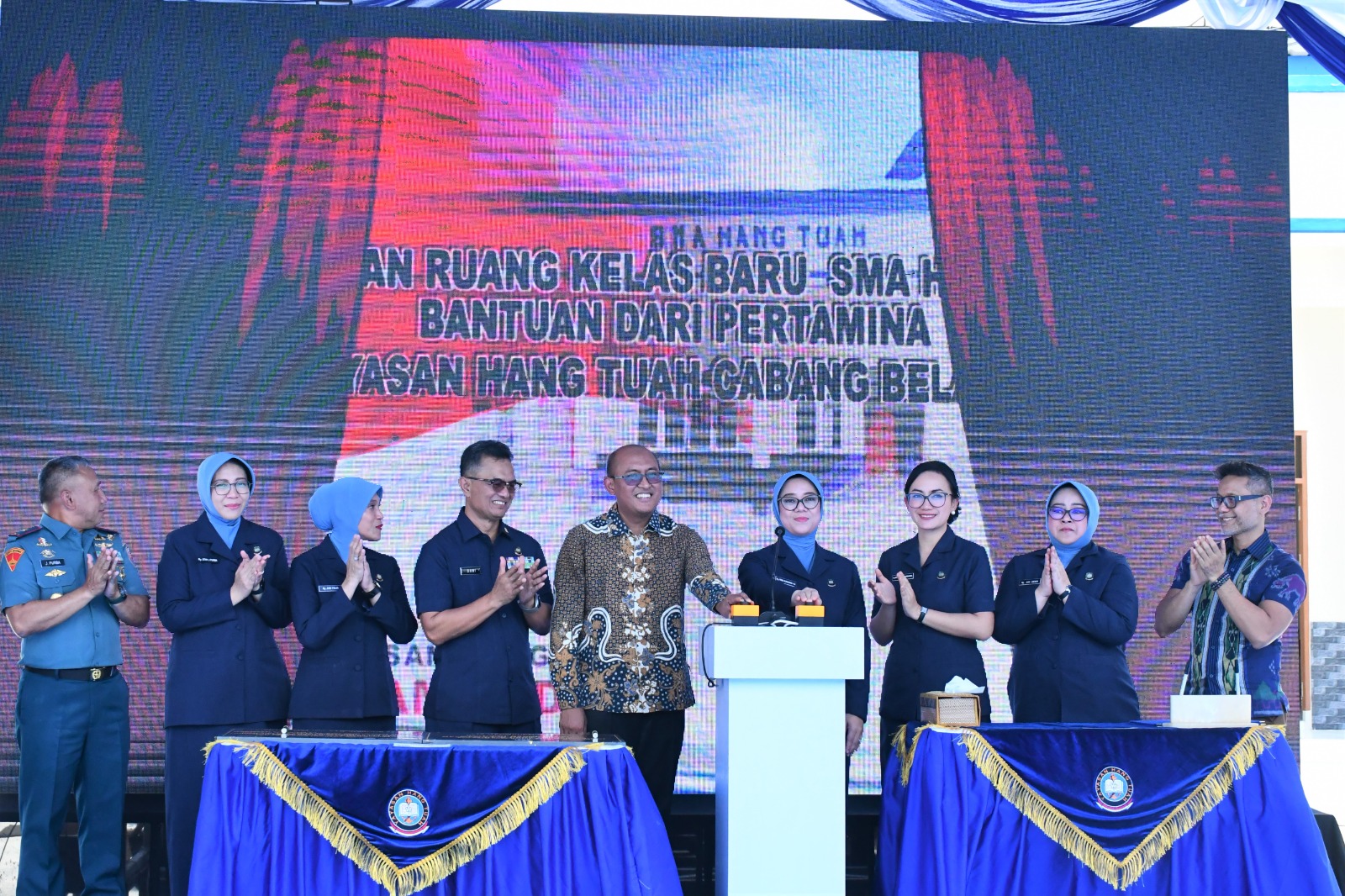 Danlantamal I Bersama Ketua Korcab I DJA I Sambut Kedatangan Ketua Umum Jalasenastri