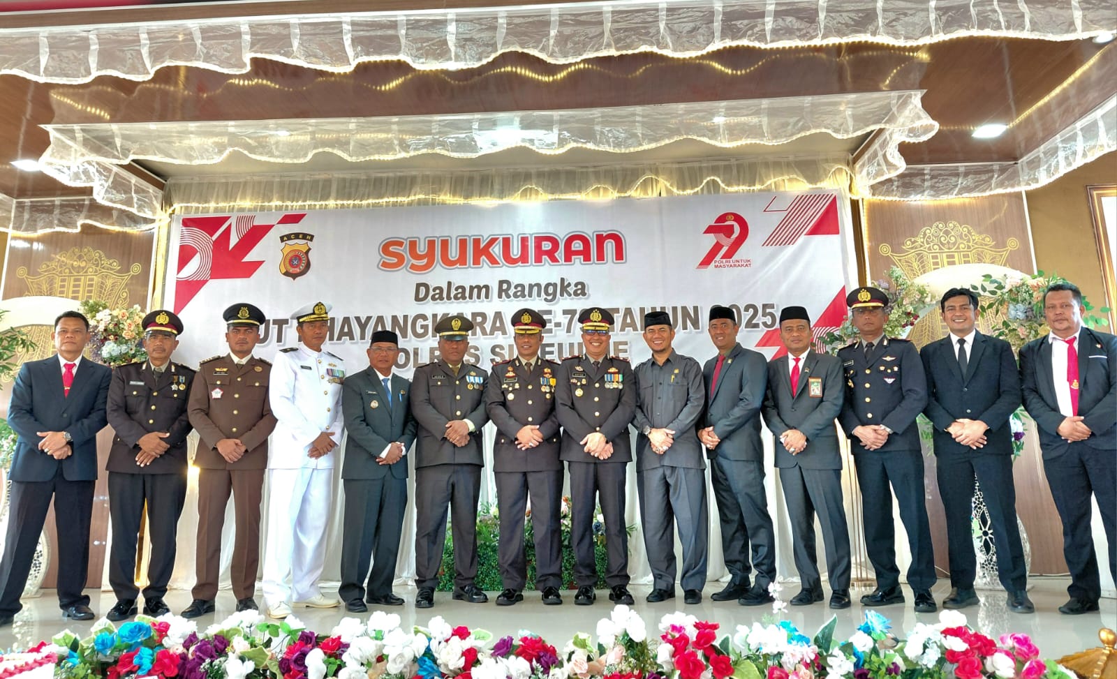 Personel Lanal Simeulue Ikuti Upacara Peringatan HUT Ke-79 Bhayangkara di Mapolres Simeulue