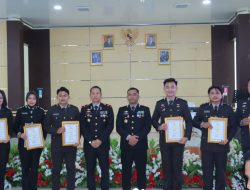 Raih Prestasi Olahraga, Atlet Polres Tanggamus dan Pelatih Diganjar Penghargaan Kapolres