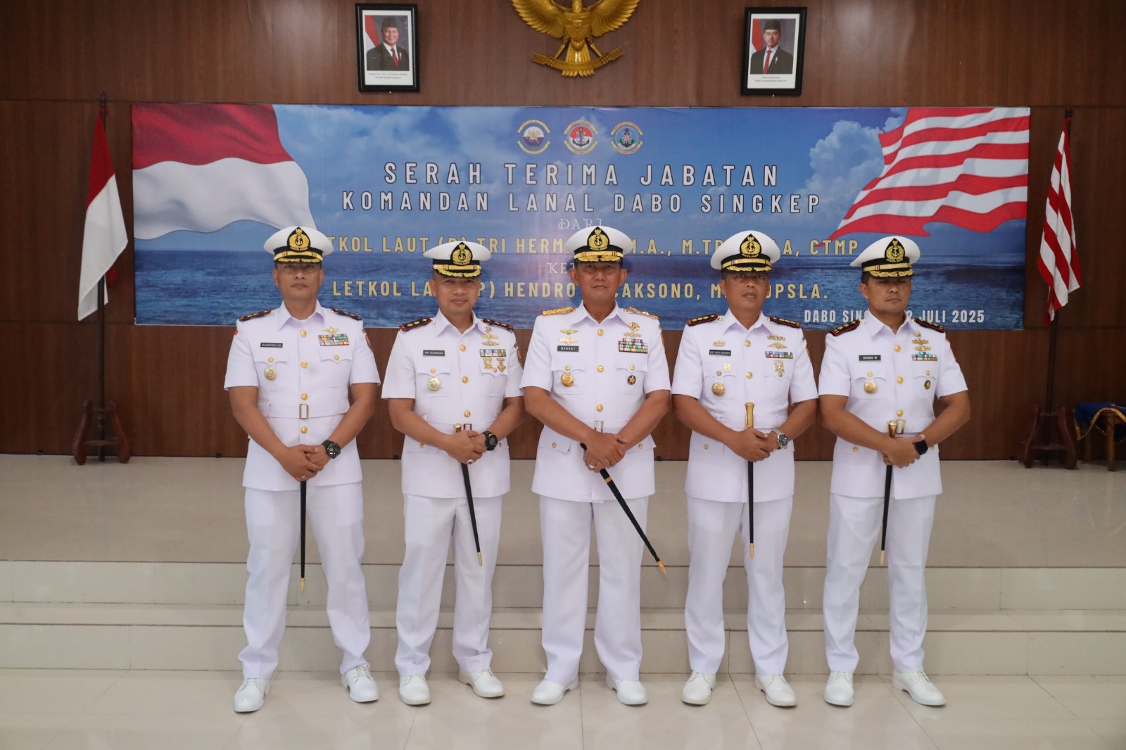 Danlanal Bintan Hadiri Acara Serah Terima Jabatan Danlanal Dabo Singkep
