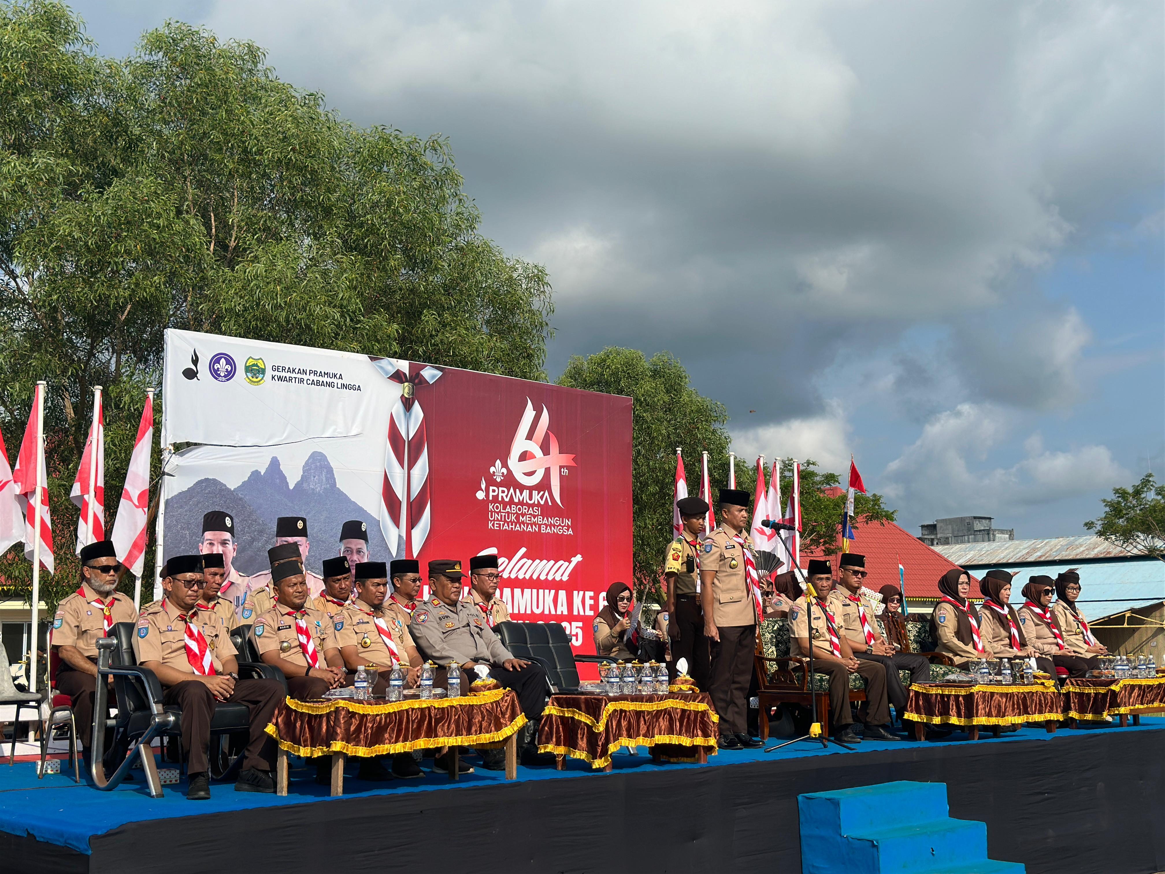 Danlanal Dabo Singkep Pimpin Upacara Hari Pramuka Ke-64 di Lapangan Implasemen Dabo