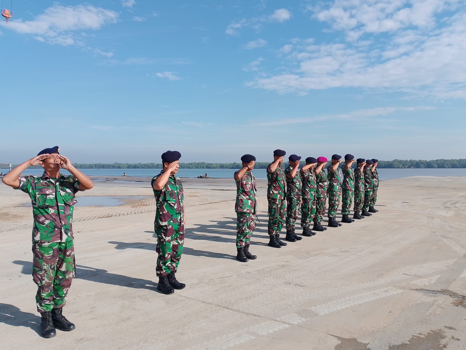 Sukses Laksanakan Satgas AMNEX 2025, KRI Bung Tomo-357 Tiba Kembali di Belawan
