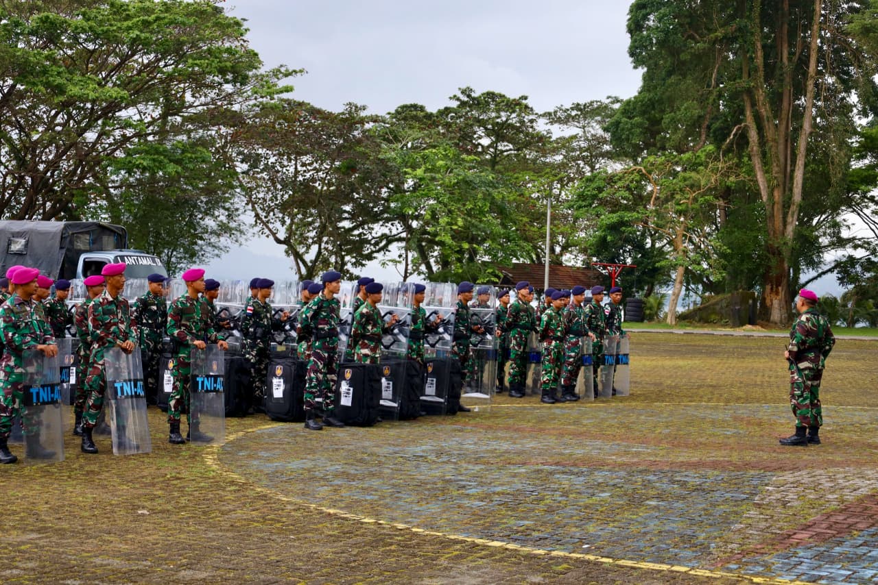 Tetap Jaga Situasi Konfusif di Ambon, Kodaeral IX Laksanakan Apel Gelar Pasukan