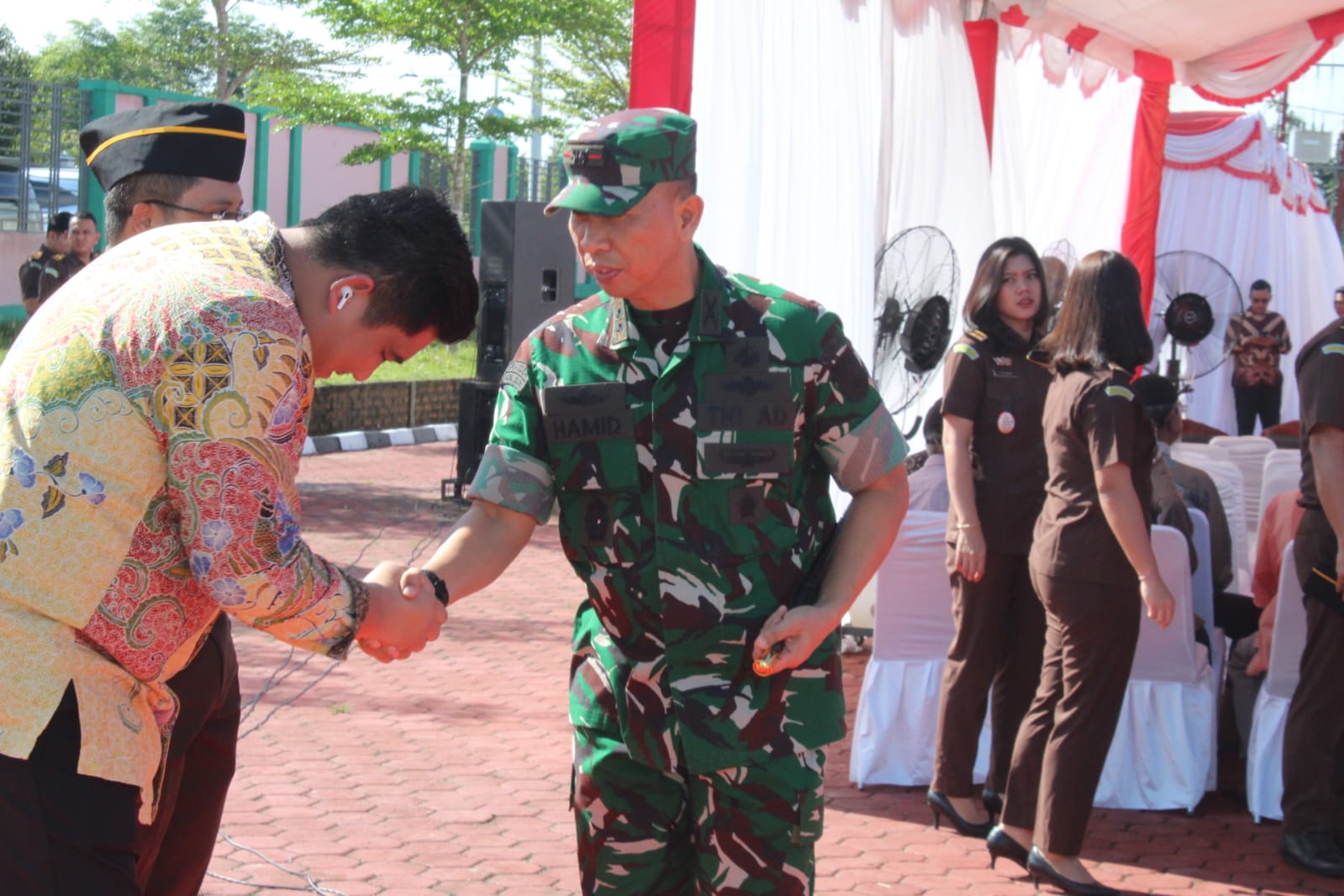 Dandim 0315/Tanjungpinang Hadiri Kunjungan Kerja Kajati Kepri ke Kejari Bintan .