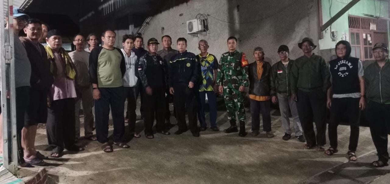 Kolaborasi Kodim 0505/JT Dan Komduk Gelar Patroli Siskamling Di Pasar Rebo