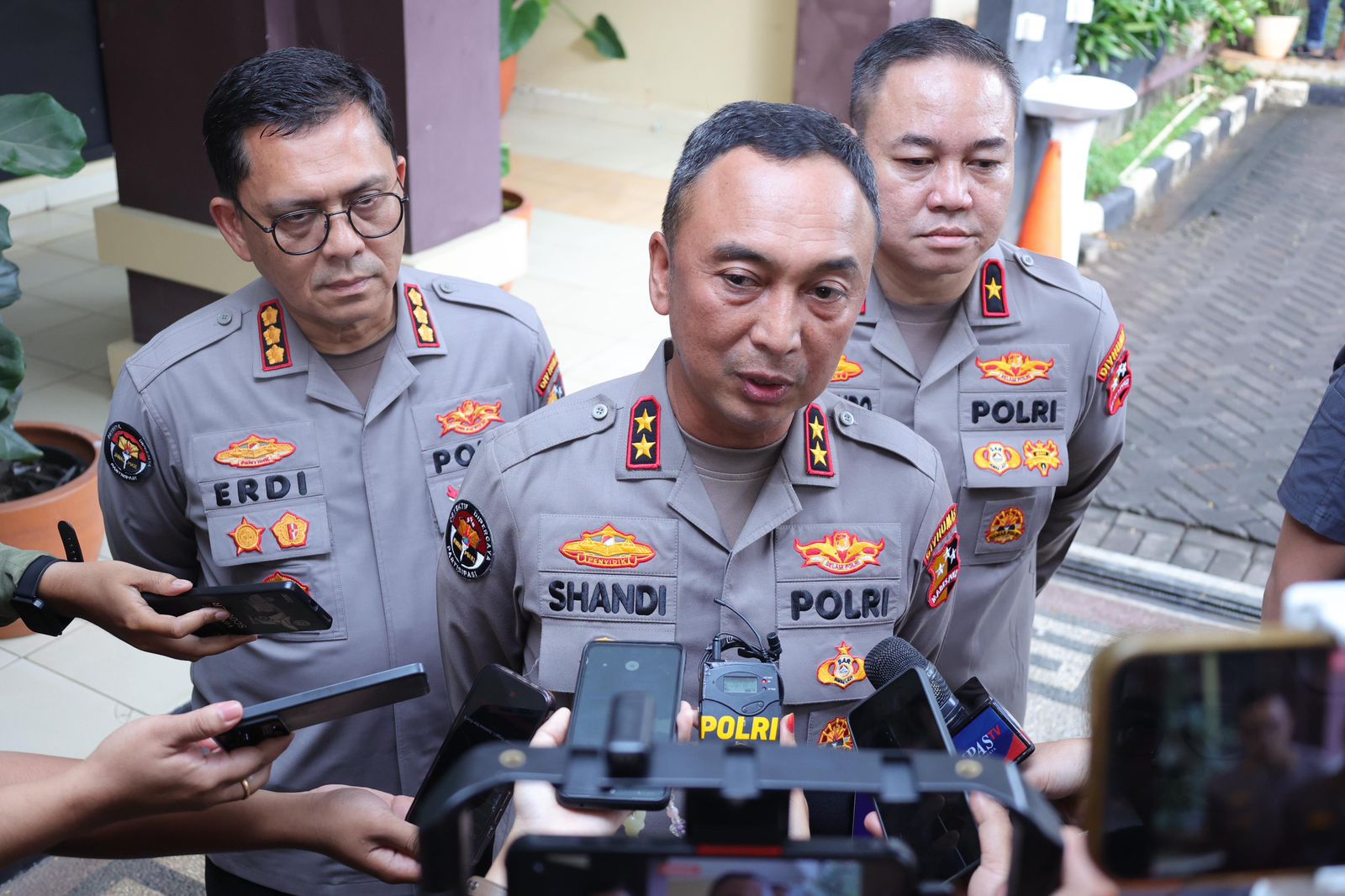 Kepercayaan Publik Terhadap Polri Naik 76,2 Persen, Kadivhumas : Polri Tidak Anti Kritik Dan Terus Berbenah