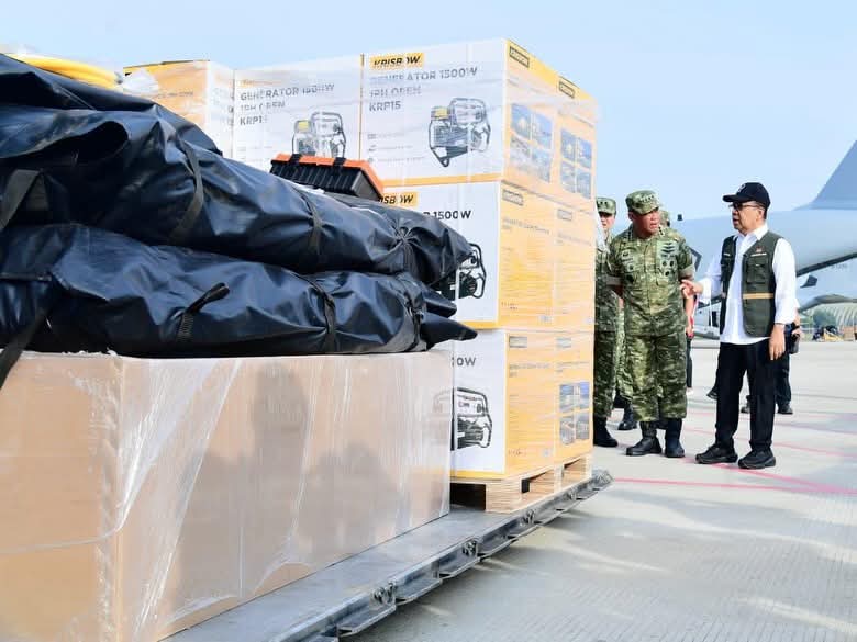 Presiden Prabowo Perintahkan Pengiriman Bantuan Cepat ke Tiga Provinsi Terdampak Bencana