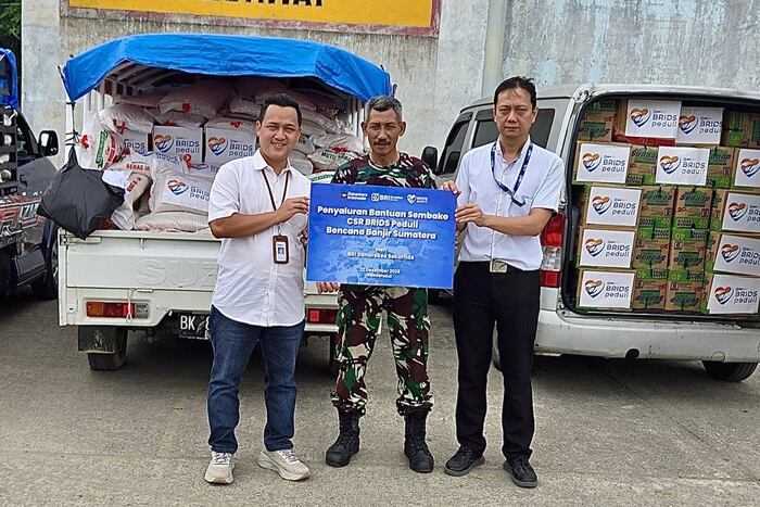 BRI Danareksa Sekuritas Salurkan Bantuan Sembako untuk Korban Banjir Sumatra