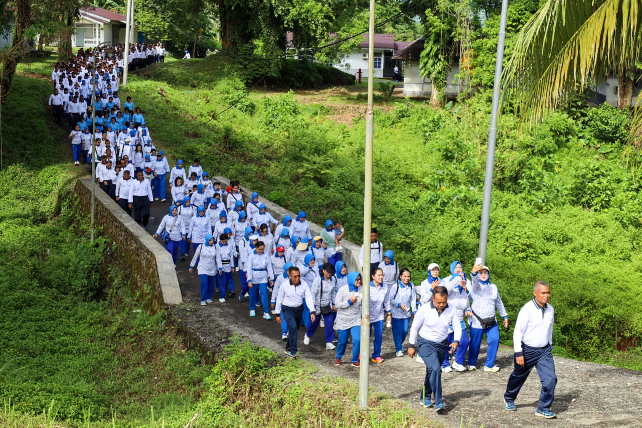 Kodaeral IX Gelar Olahraga Bersama Jelang HUT Armada RI Tahun 2025